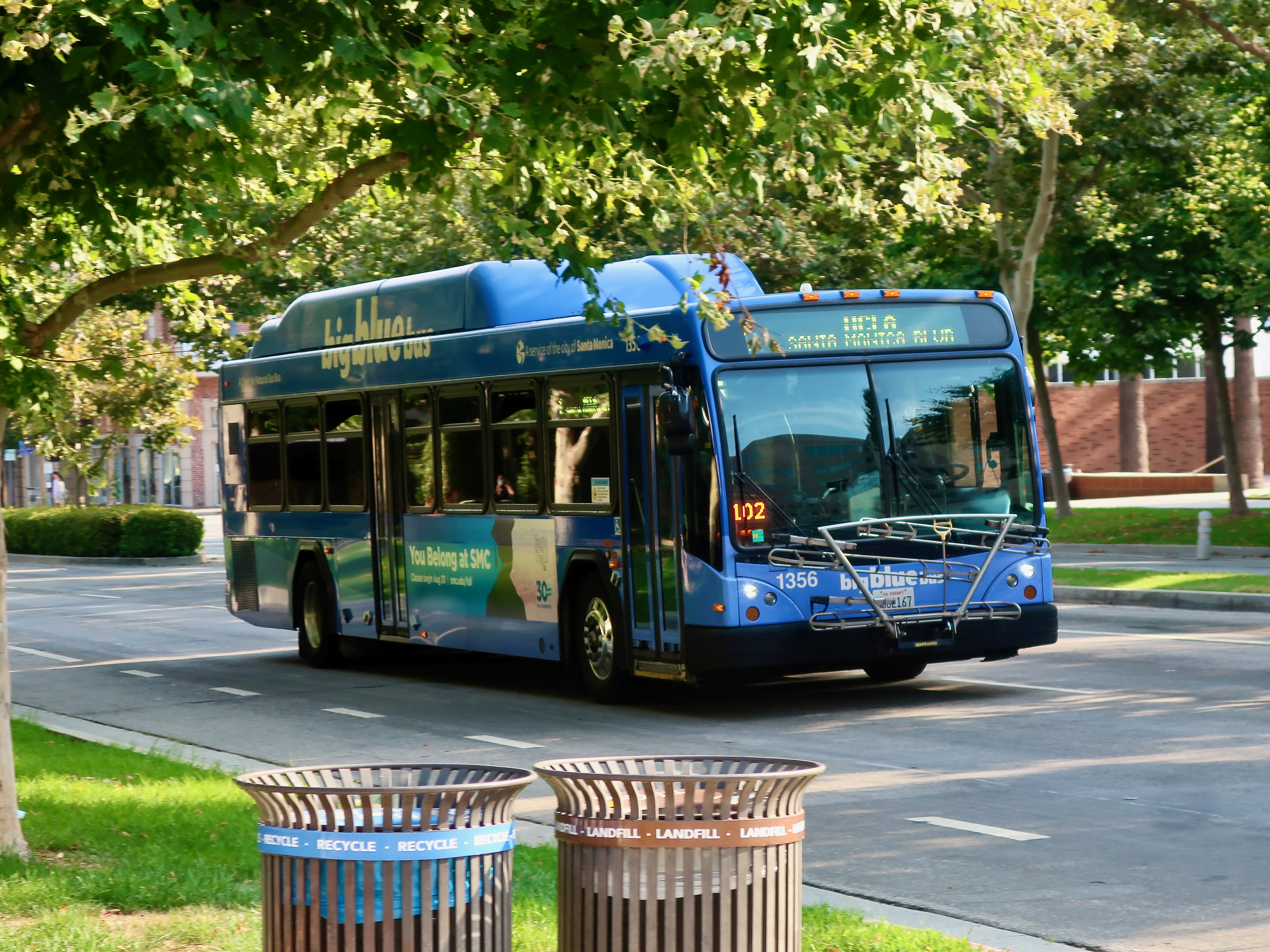 Big Blue Bus Gillig BRT CNG 40' 1356