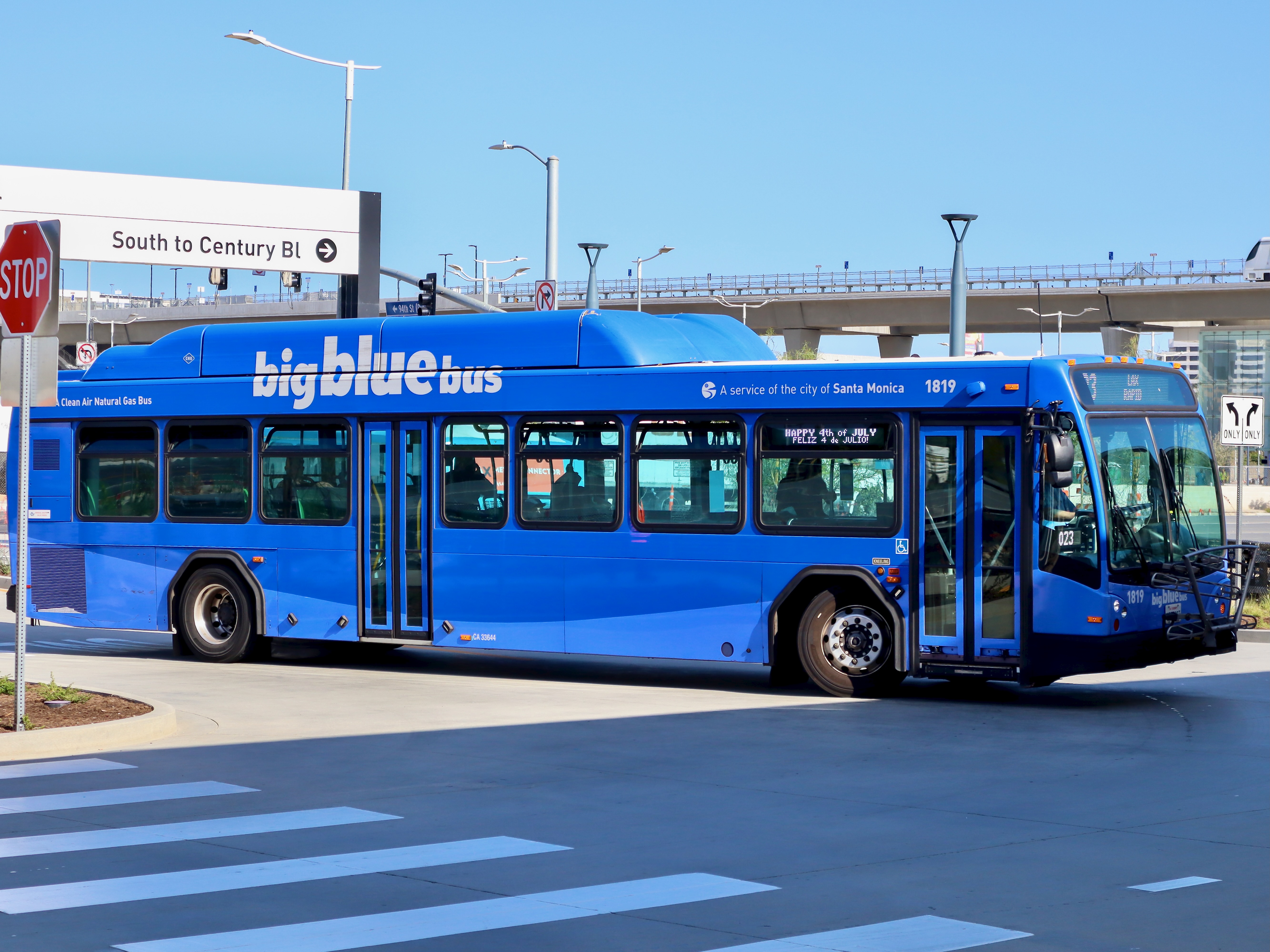 Big Blue Bus Gillig BRT CNG 40' 1819