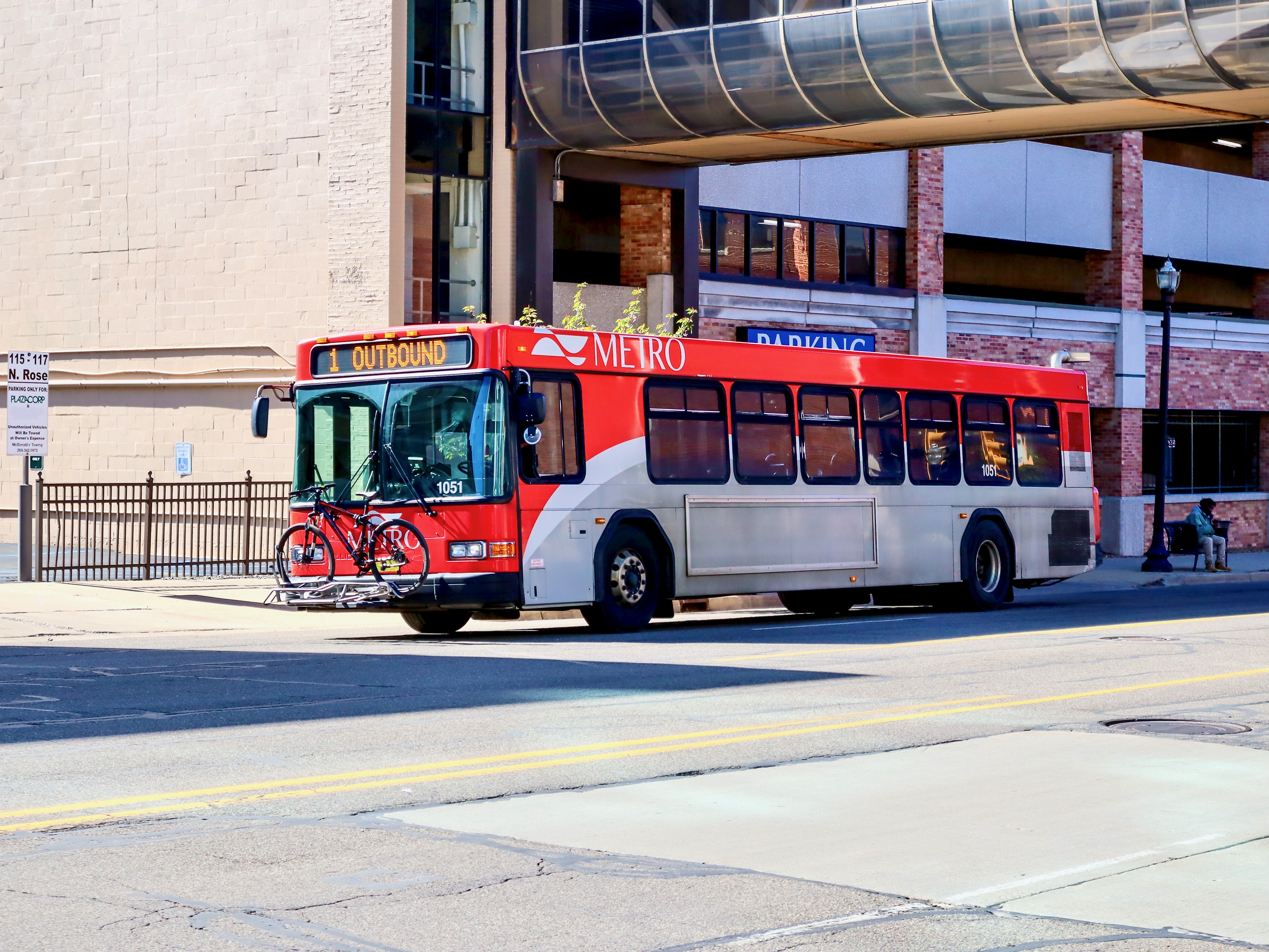 Kalamazoo Metro Gillig Low Floor 40' 1051
