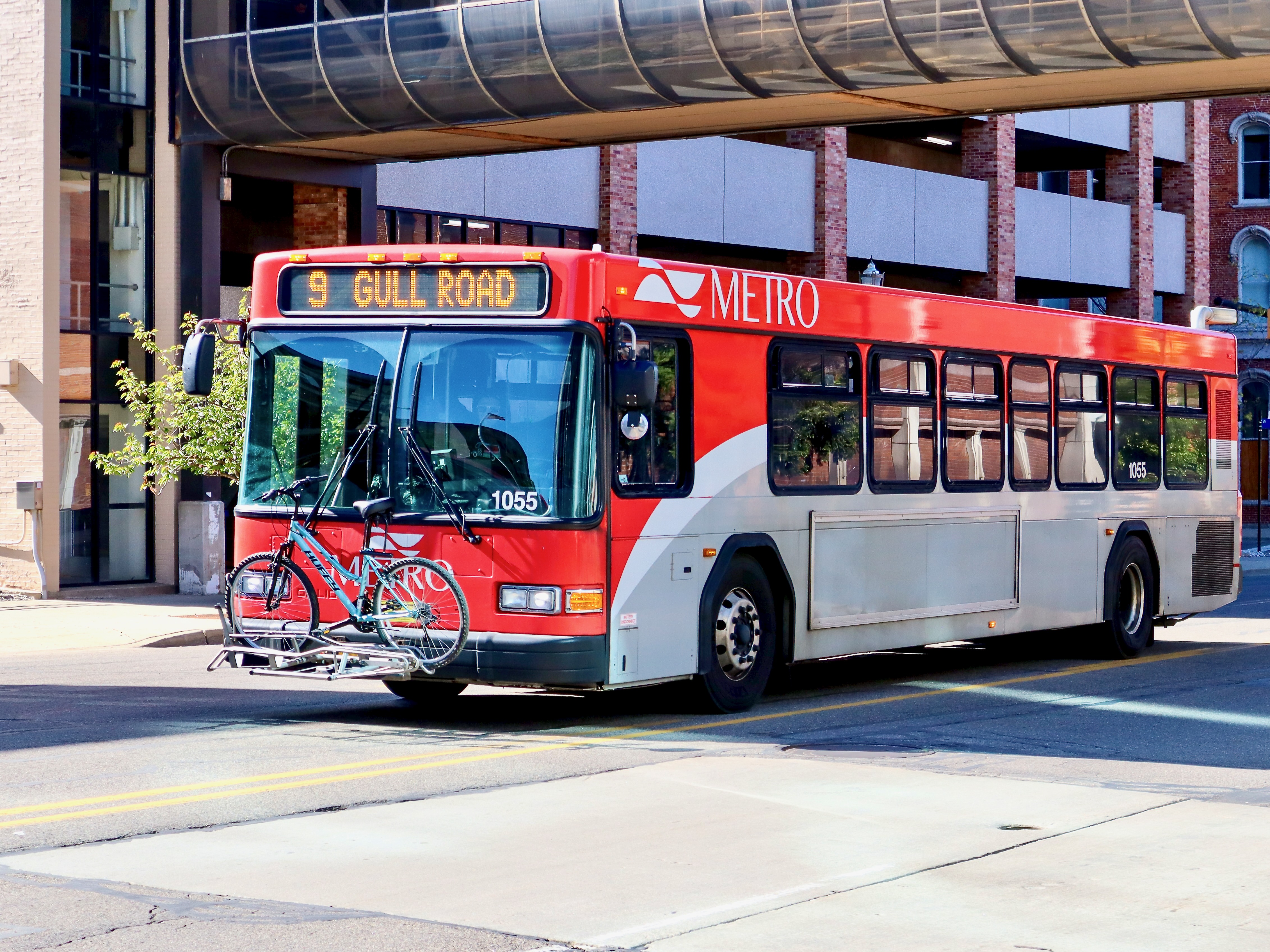 Kalamazoo Metro Gillig Low Floor 40' 1055