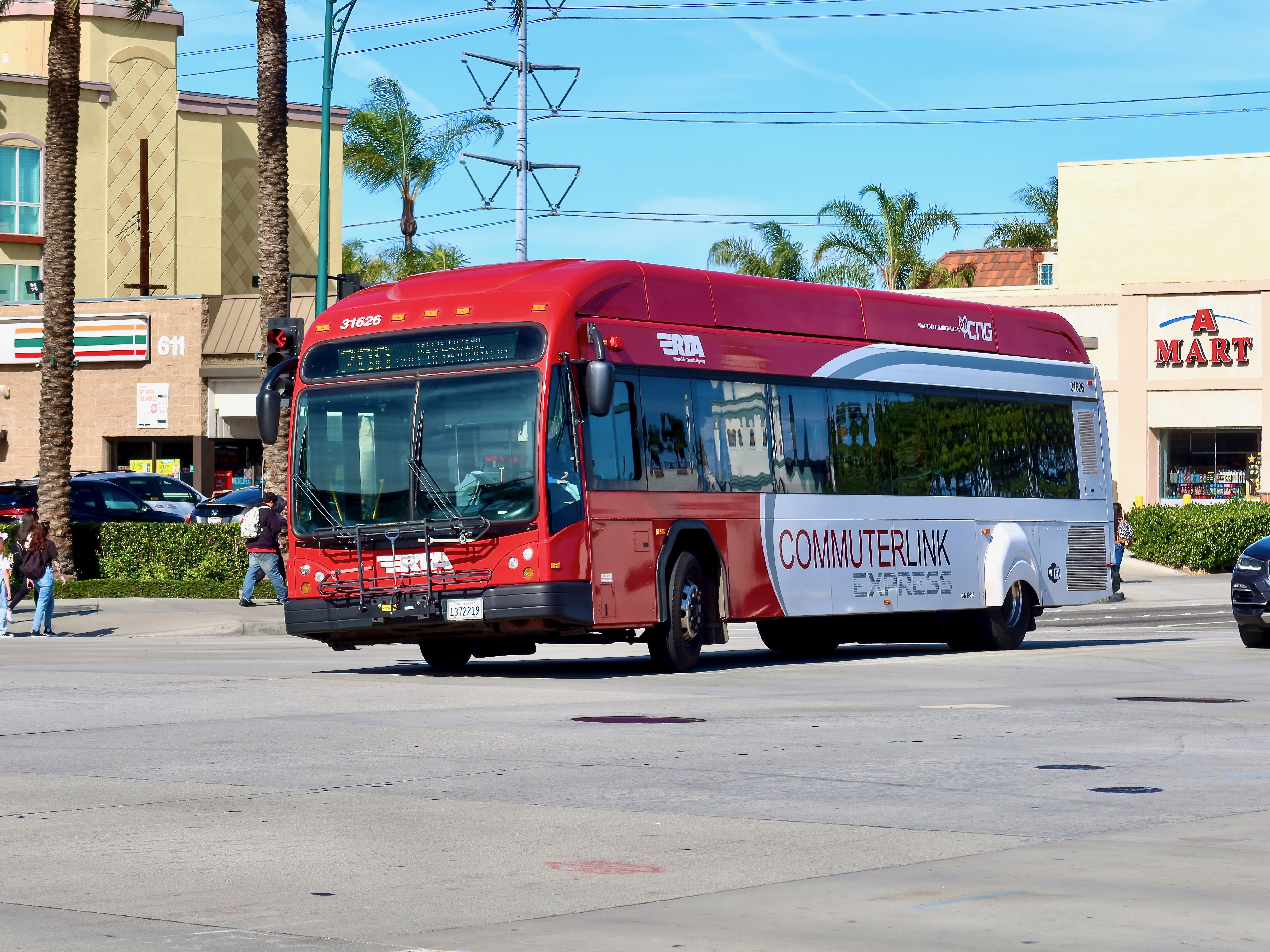 RTA Gillig BRT Plus CNG 40' 31626