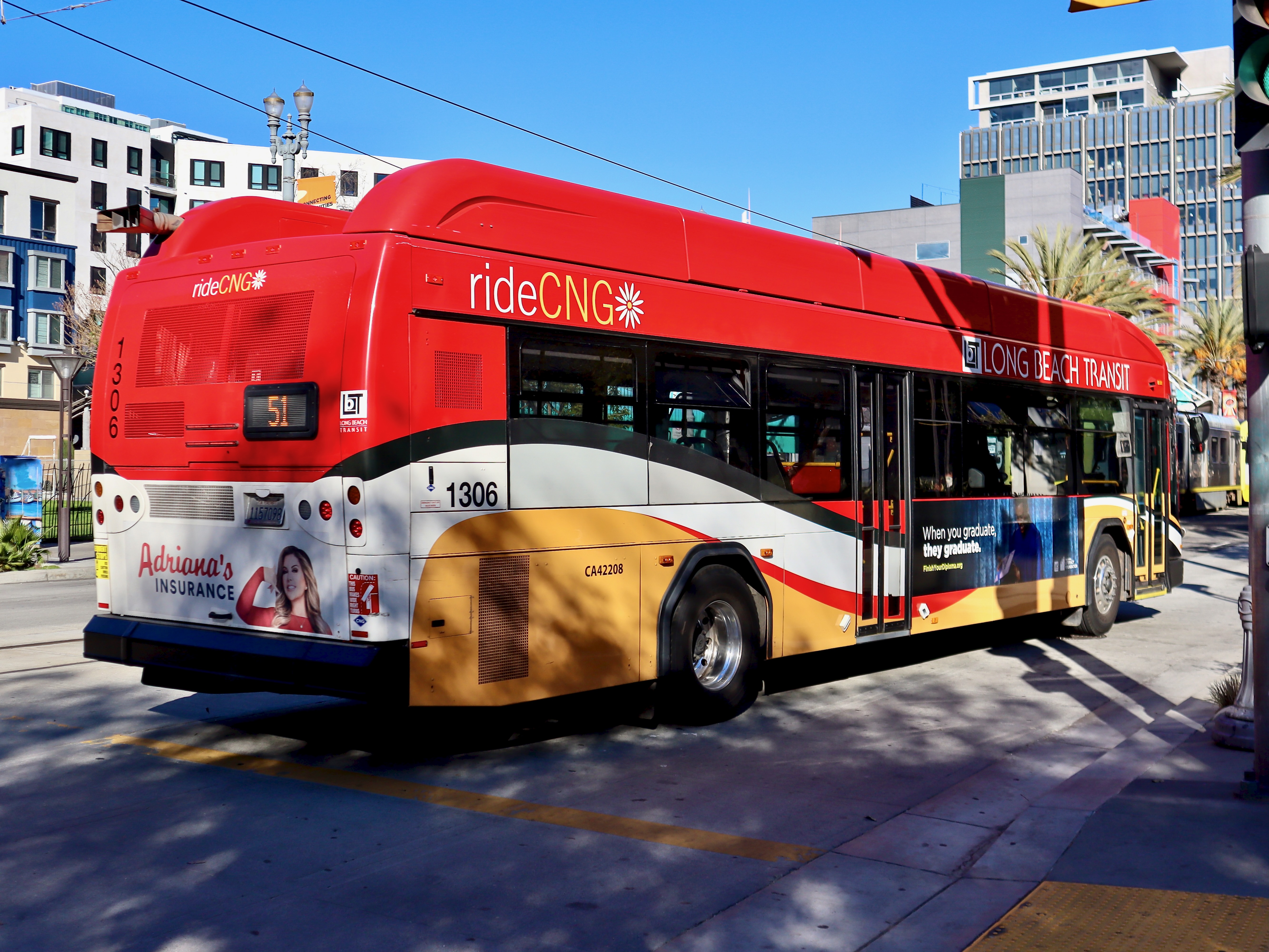 LBT Gillig BRT Plus CNG 40' 1306