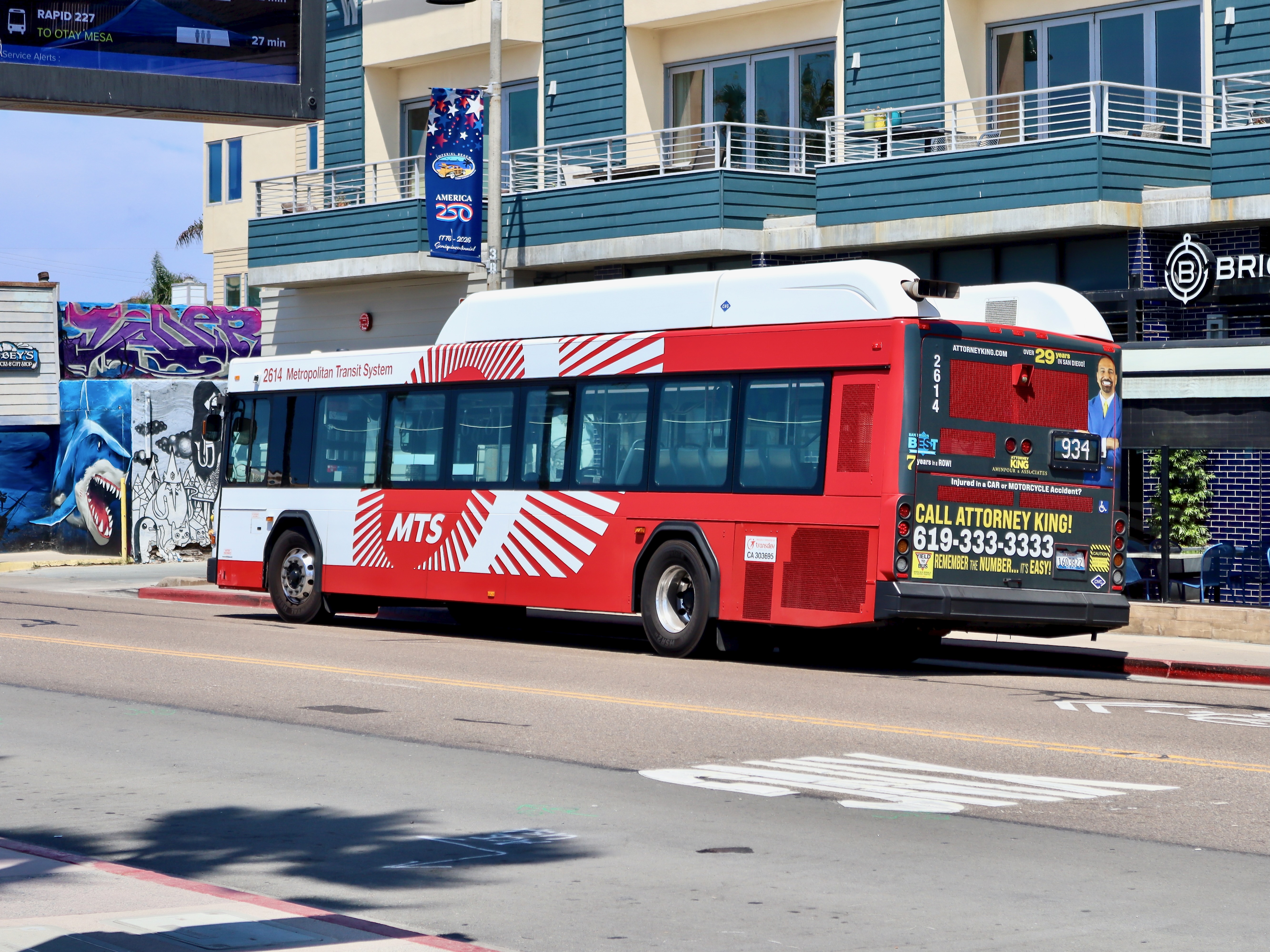 MTS Gillig Low Floor CNG 40' 2614