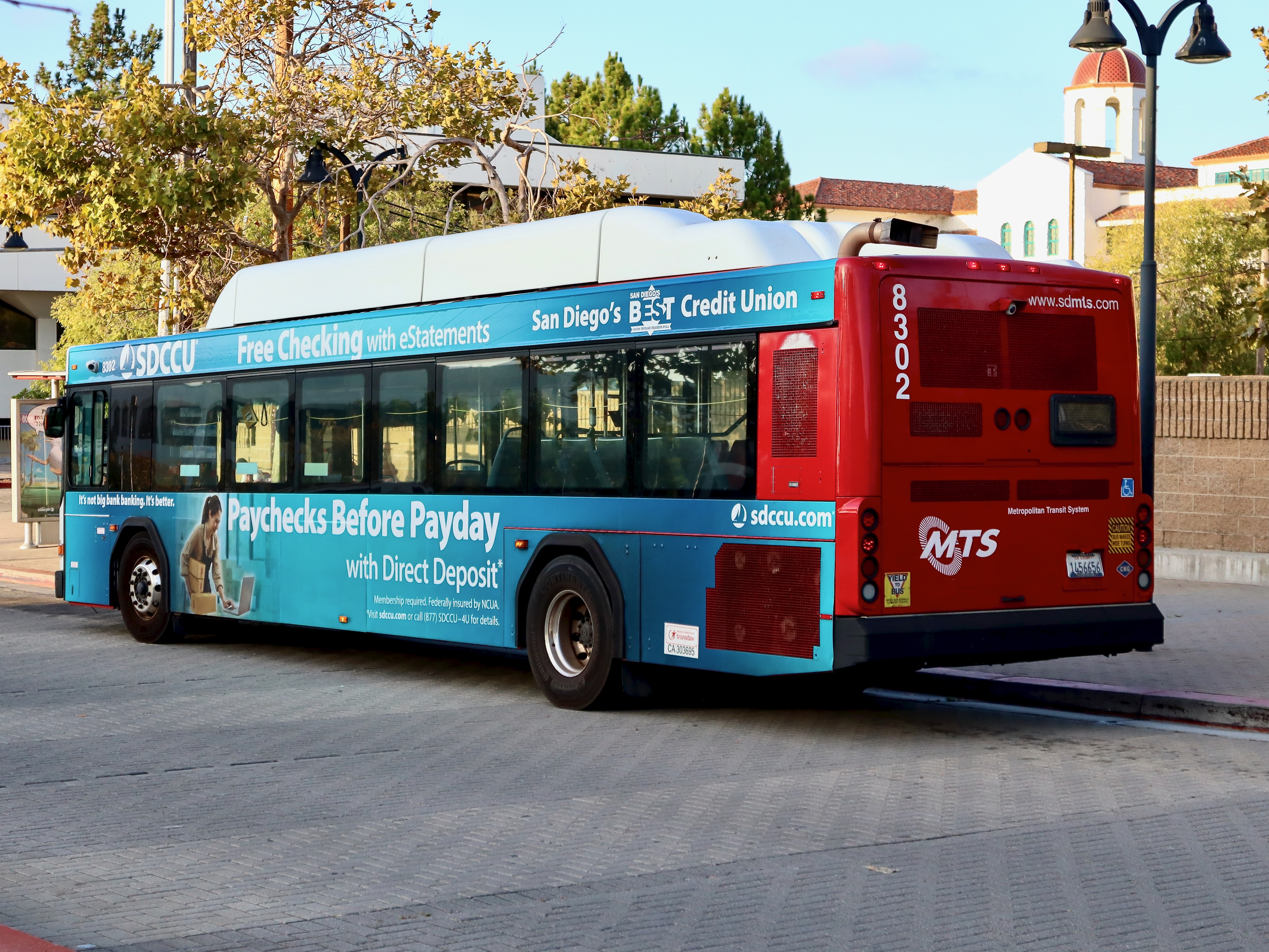 MTS Gillig Low Floor CNG 40' 8302