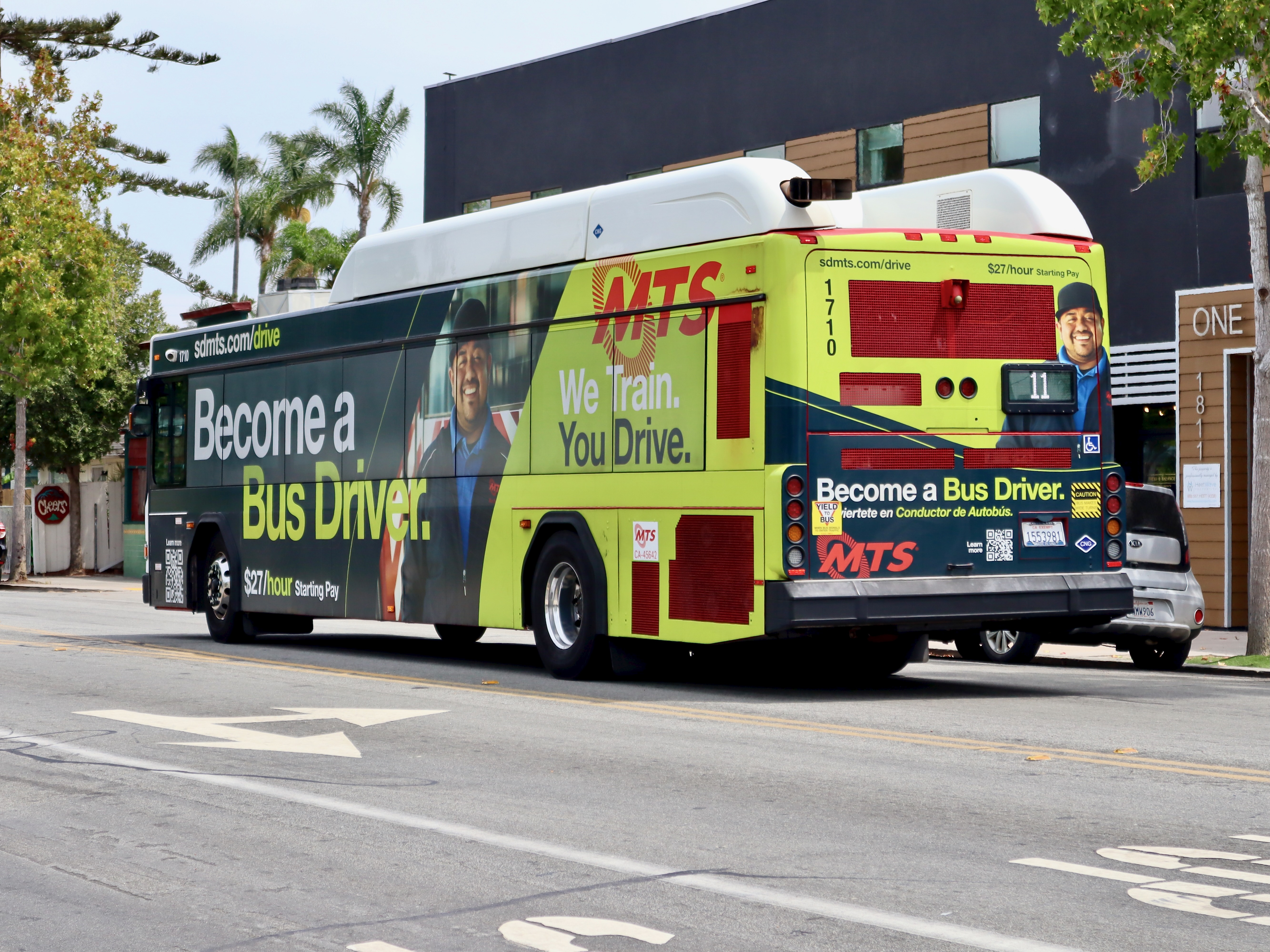 MTS Gillig Low Floor CNG 40' 1710
