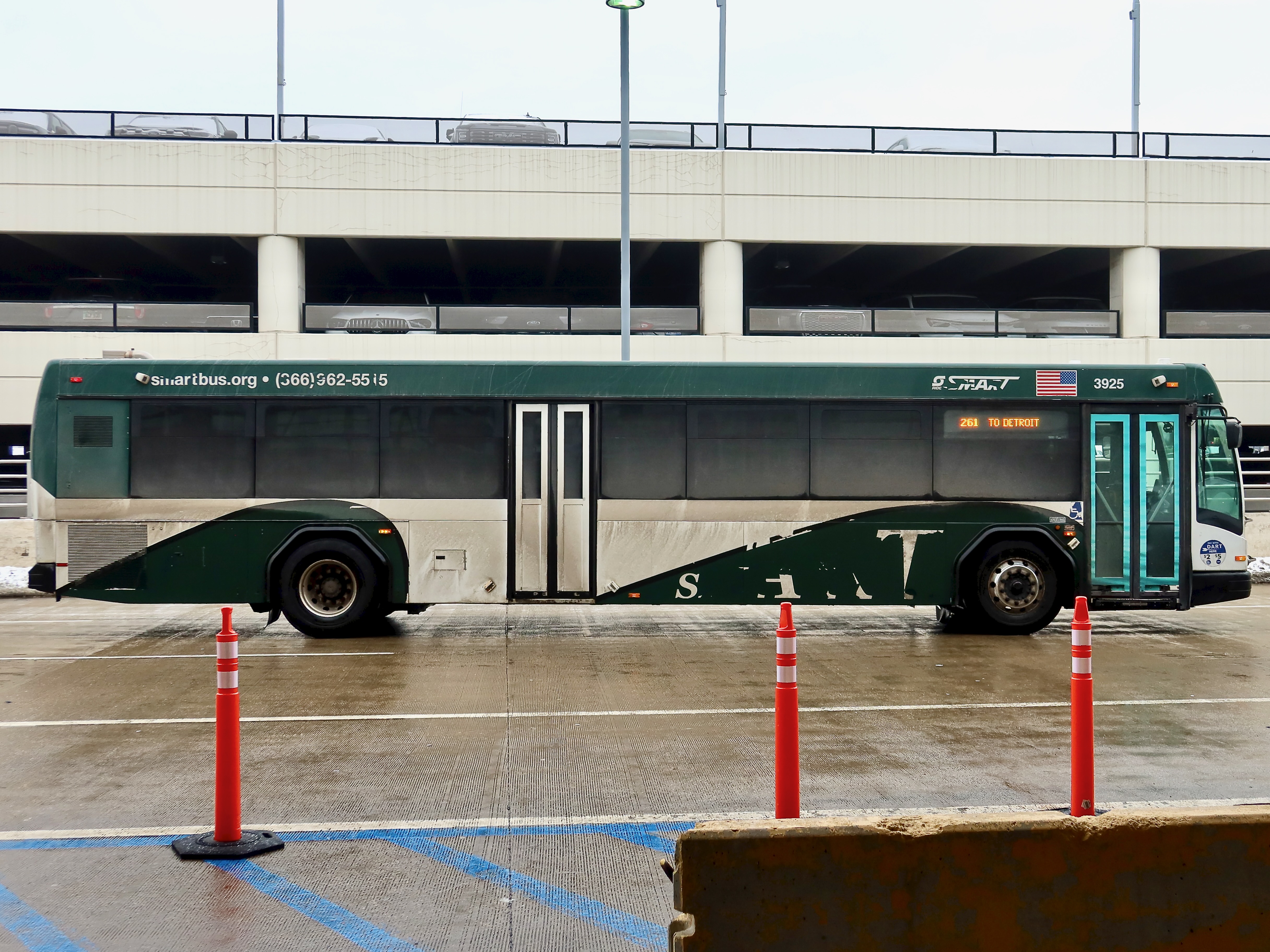 SMART Gillig BRT 40' 3925