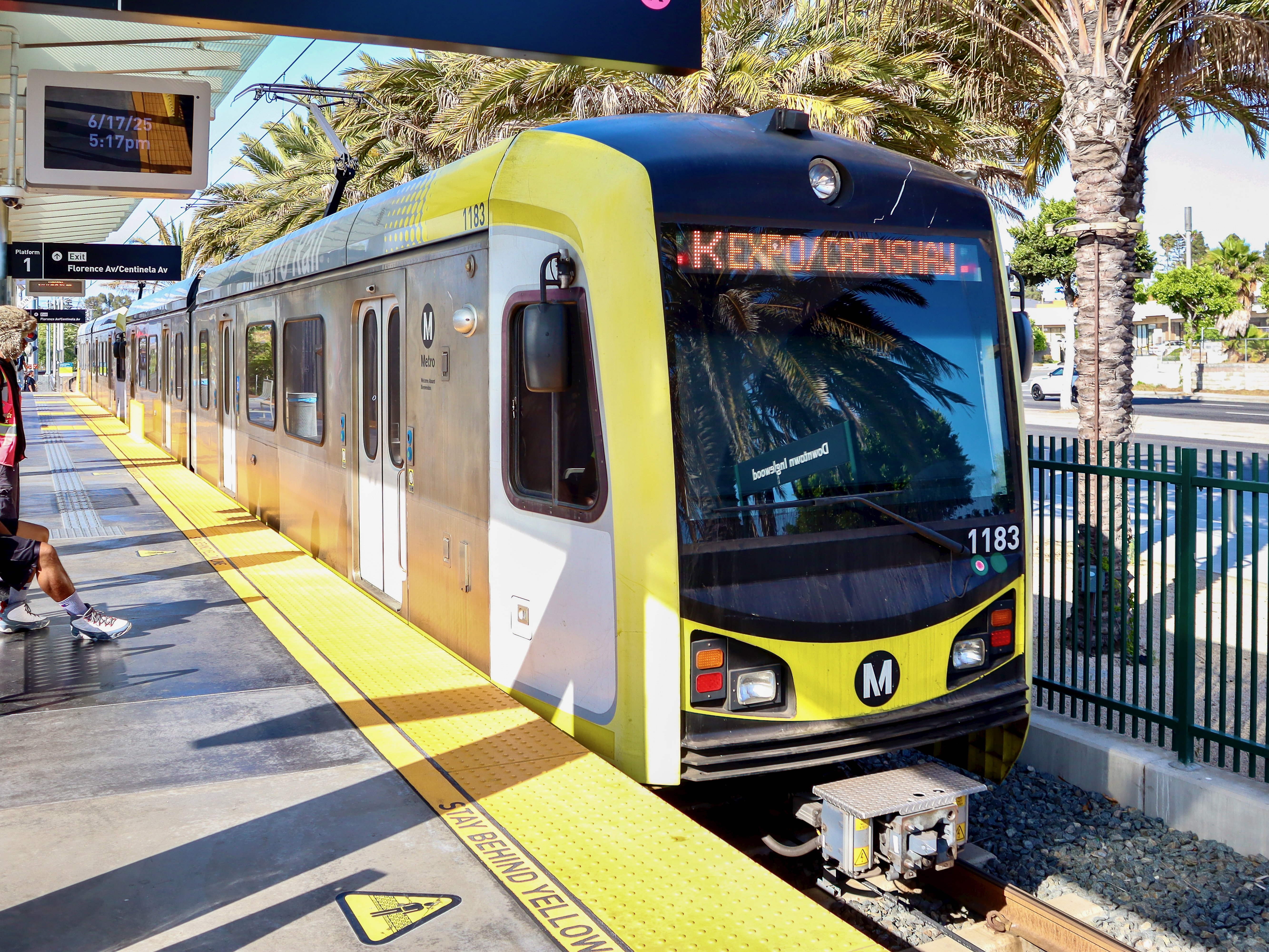 Metro Los Angeles P3010 K Line