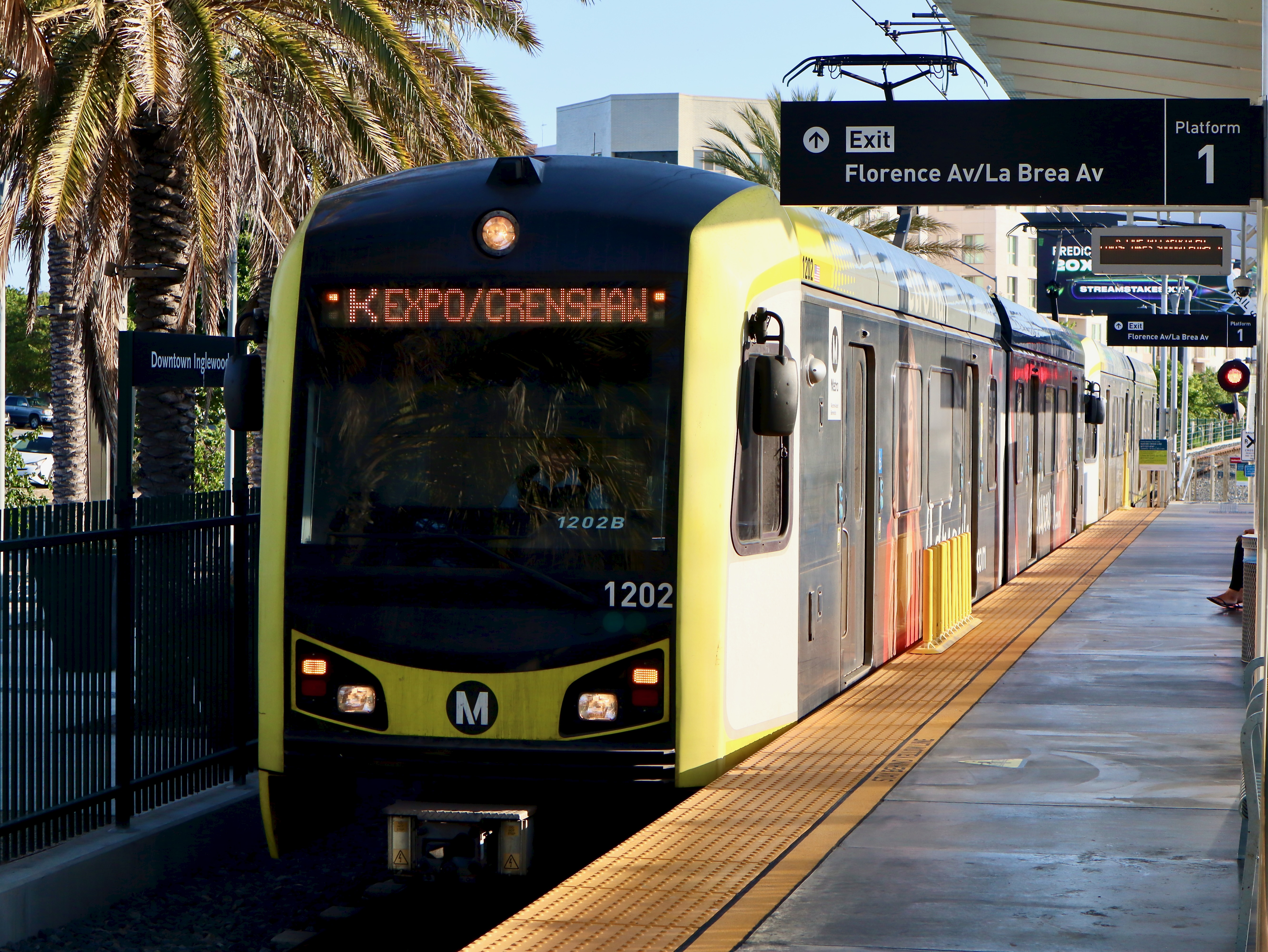 Metro Los Angeles P3010 K Line