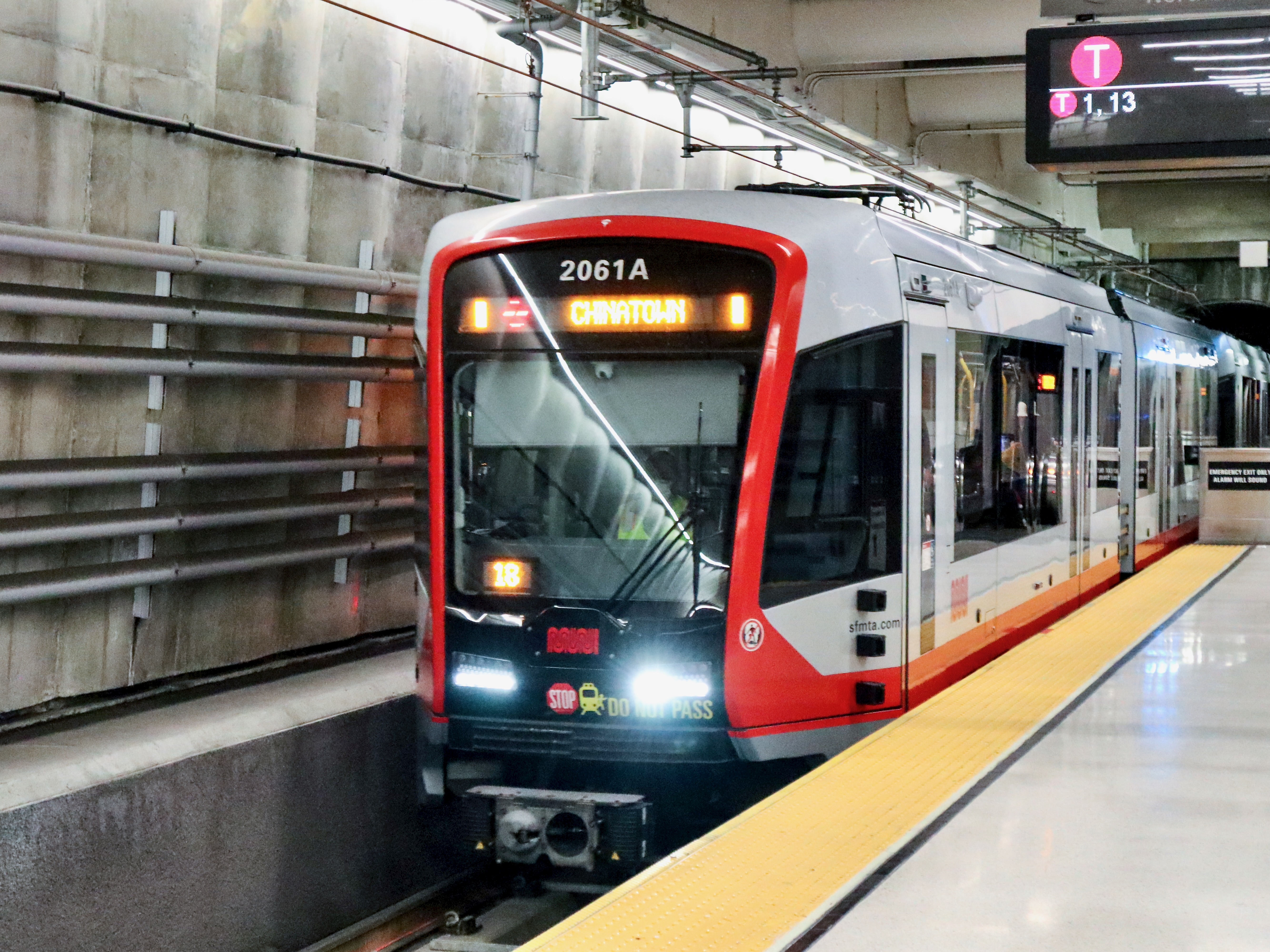 Muni LRV4 T Third Street