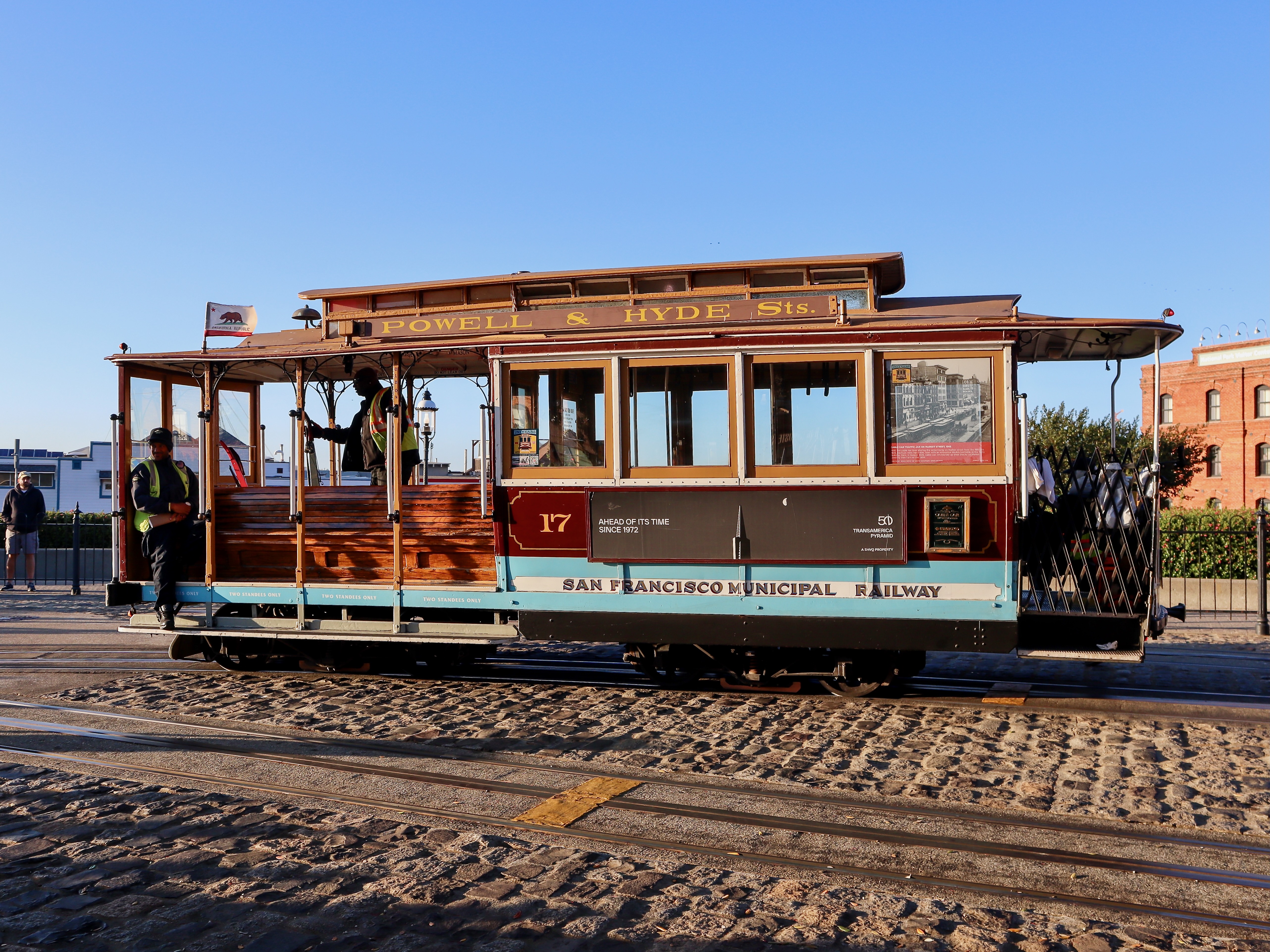 Muni Mahoney Bros. cable car 17