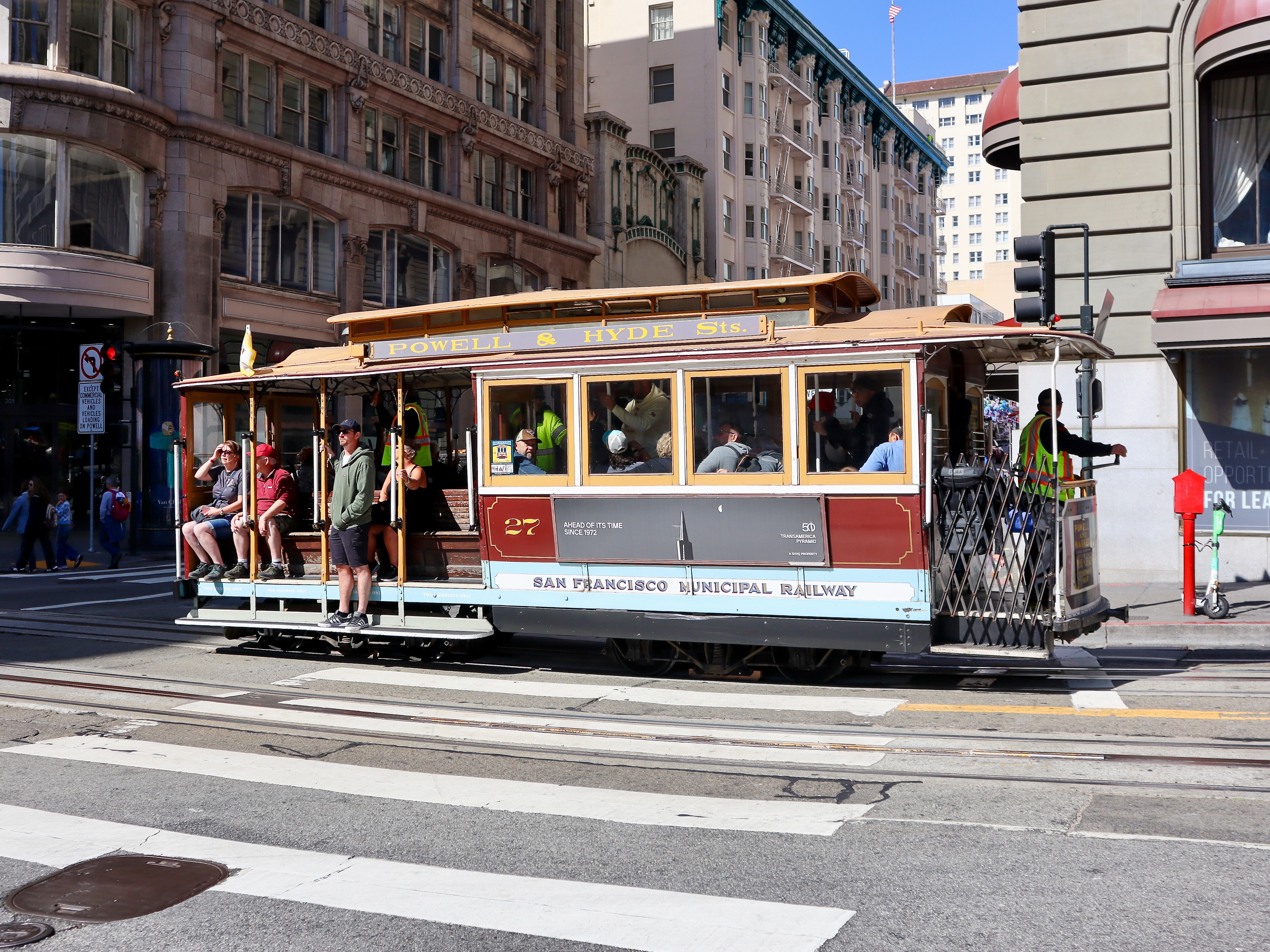 Muni Mahoney Bros. cable car 27